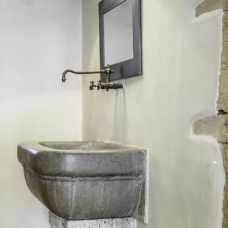 Logis La Benoite 4* Salles-Arbuissonnas-en-Beaujolais
